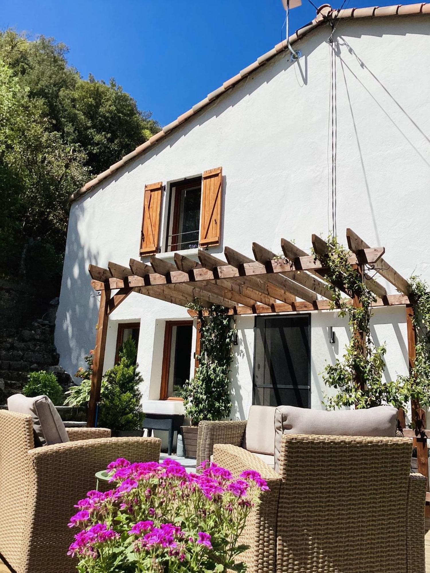 Aude Escape Bed & Breakfast Saint-Martin-Lys Luaran gambar